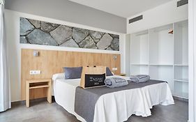 Invisa Aparthotel Casa Luis
